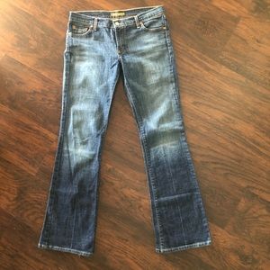 David Kahn Heidi “butt-lifter” bootcut jeans sz 28